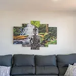Faja - House Ash Feriehus *