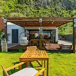 Faja - House Ash Feriehus