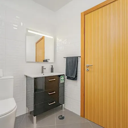 Ferienhaus Faja - House Ash