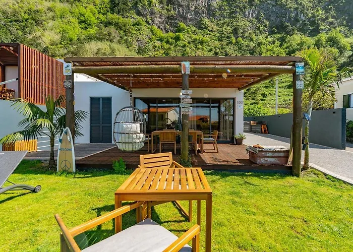 Faja - House Ash Ferienhaus